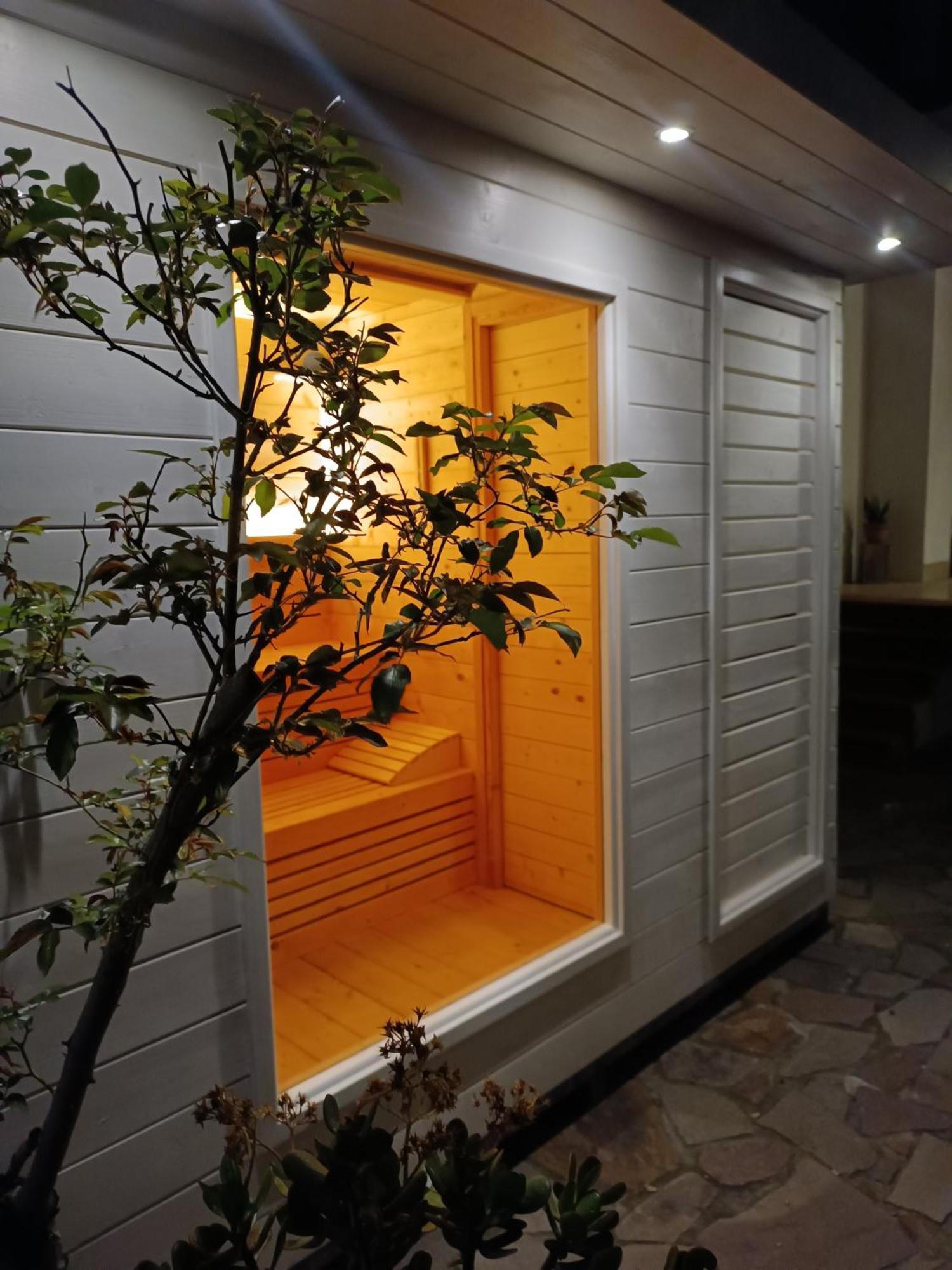 Villa Suittina, Exclusive - Wellness - Living